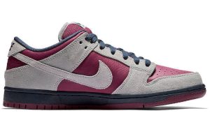 Nike SB Dunk Low “True Berry”