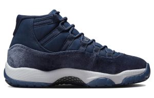 Air Jordan 11 Retro “Midnight Navy Velvet”