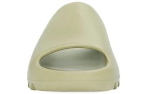 Adidas Yeezy Slide “Resin”