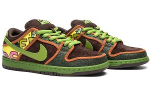 Nike SB Dunk Low “De La Soul”