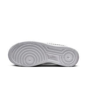 Nike Air Force 1 “07 “White Chrome”