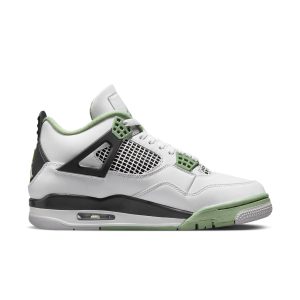 Air Jordan 4 Retro “Seafoam”