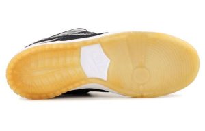 Nike SB Dunk Low Pro “Space Jam”