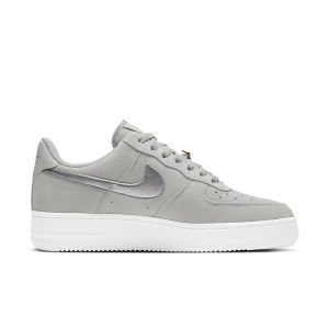 Nike Air Force 1 “07 “Light Smoke Grey”