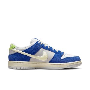 Nike SB Dunk Low Pro “Fly Streetwear Gardenia”
