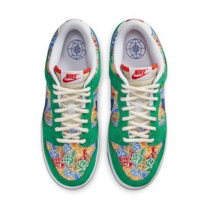Nike Dunk Low “Foam Finger”