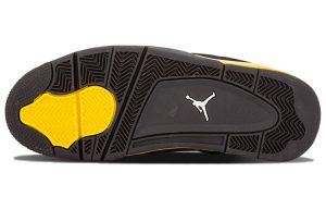 Air Jordan 4 Retro “Thunder”