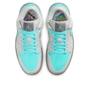 Air Jordan 1 Low SE “Polaroid”