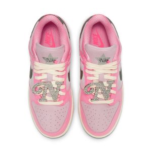 Nike Dunk Low “Barbie”