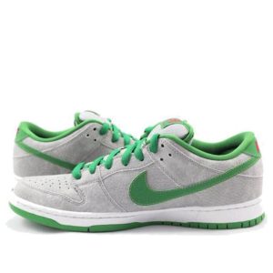 Nike SB Dunk Low Premium “Medusa”