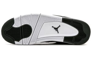 Air Jordan 4 Retro “Royalty”