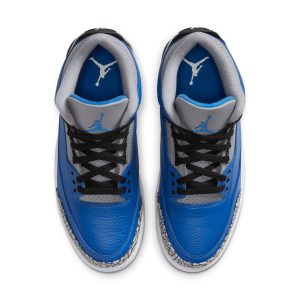 Air Jordan 3 Retro “Varsity Royal”