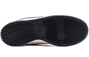 Nike SB Dunk Low “Pink Box”