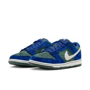 Nike SB Dunk Low “Deep Royal Blue”