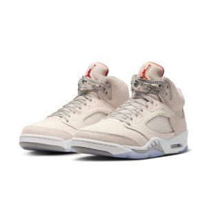 Air Jordan 5 Retro SE “Craft Light Orewood Brown”