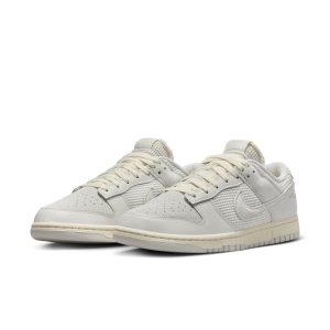 Nike Dunk Low “Beige Light Bone”