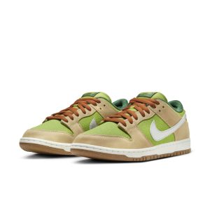 Nike SB Dunk Low “Escargot”