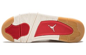 Air Jordan 4 Retro x Levi”s “White Denim”