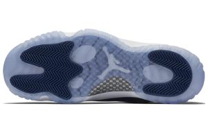 Air Jordan 11 Retro Low “Navy Snakeskin”