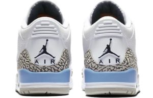 Air Jordan 3 Retro “UNC”