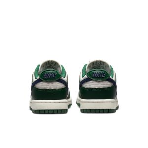 Nike Dunk Low “Gorge Green”