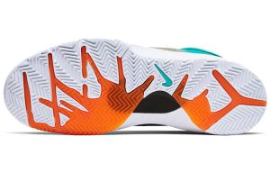 Nike x Undefeated Kobe 4 Protro “Hyper Jade”