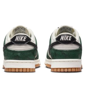 Nike Dunk Low “Green Snake”