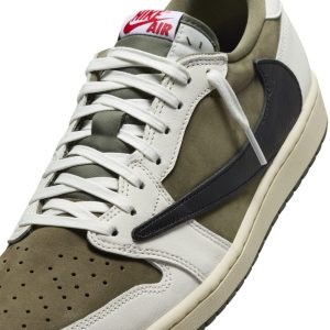 Air Jordan 1 Retro Low OG SP x Travis Scott “Medium Olive”