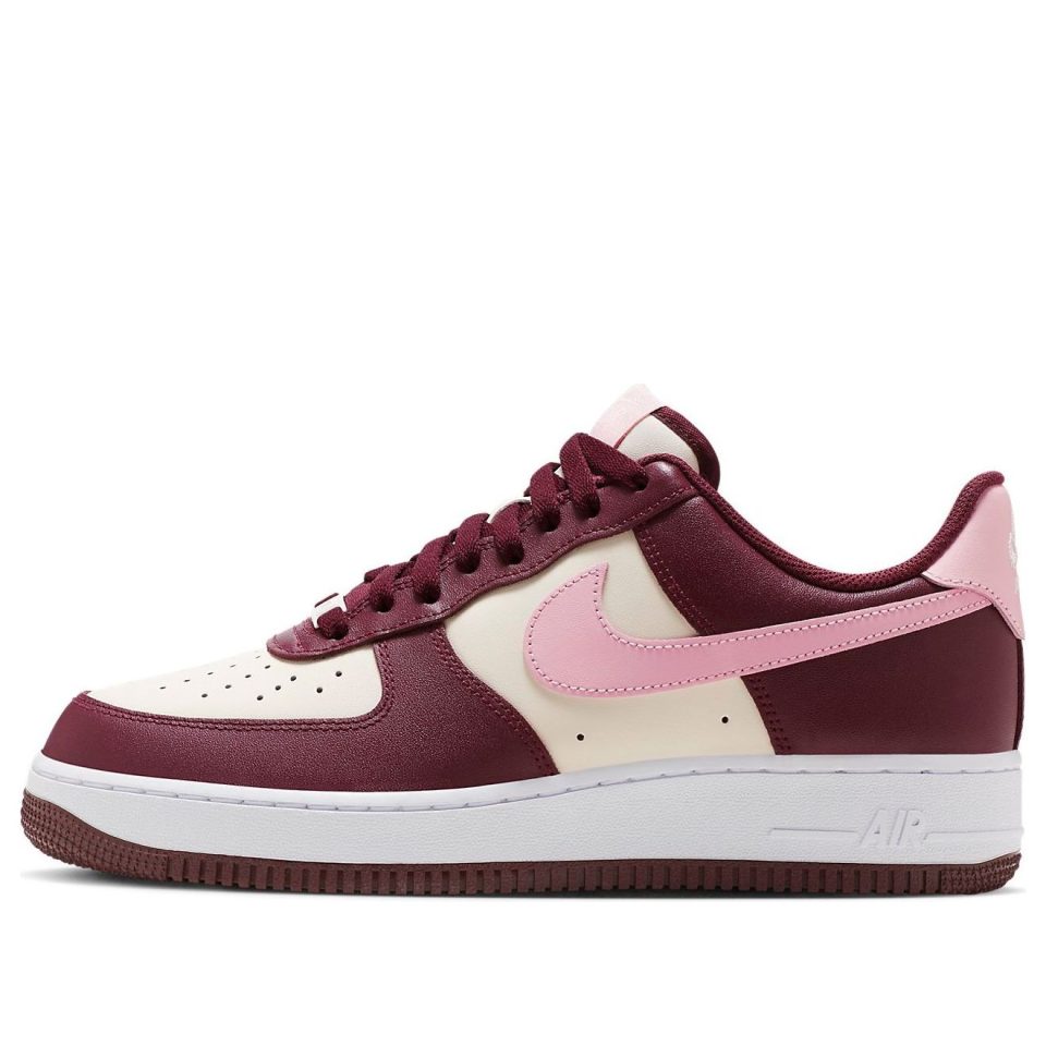 Nike Air Force 1 "07 "Sail Maroon"