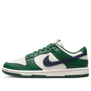 Nike Dunk Low “Gorge Green”
