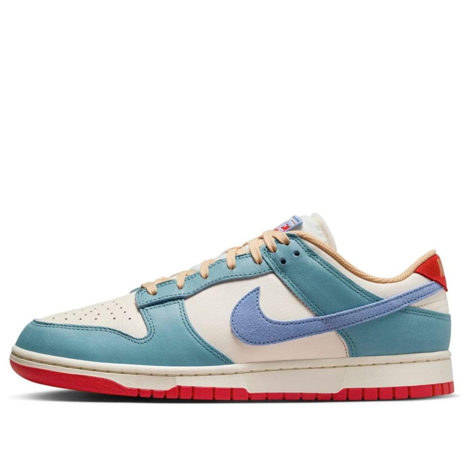 Nike Dunk Low "Royal Pulse Pale Ivory"