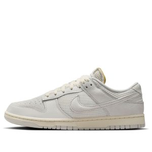Nike Dunk Low “Beige Light Bone”