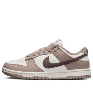 Nike Dunk Low “Diffused Taupe”