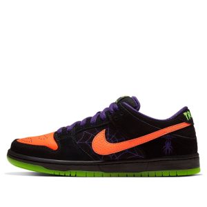 Nike SB Dunk Low “Night of Mischief”