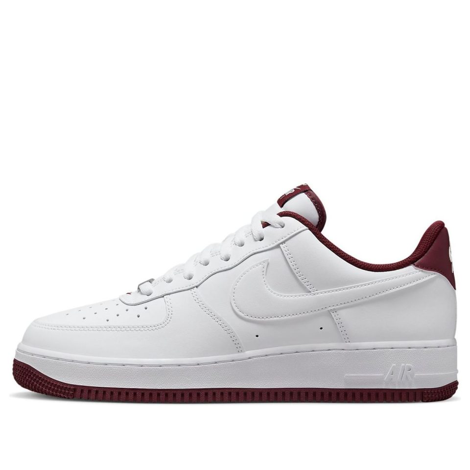 Nike Air Force 1 "07 "White Dark Beetroot"