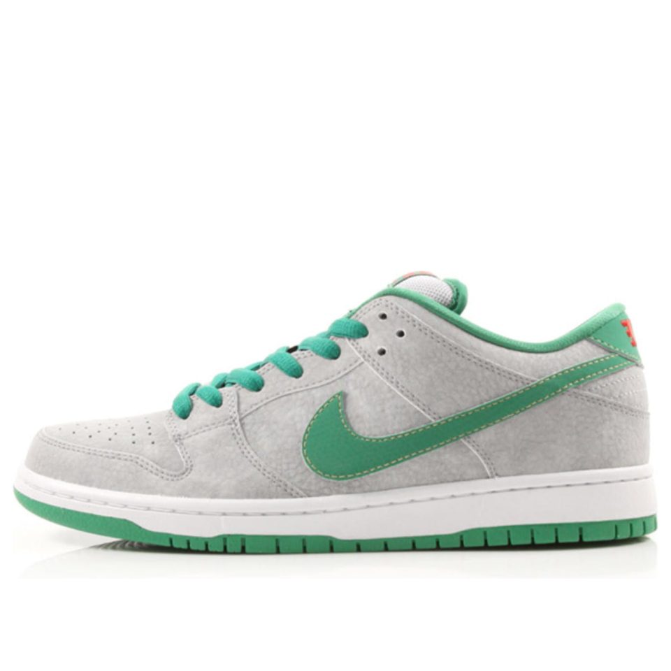Nike SB Dunk Low Premium "Medusa"