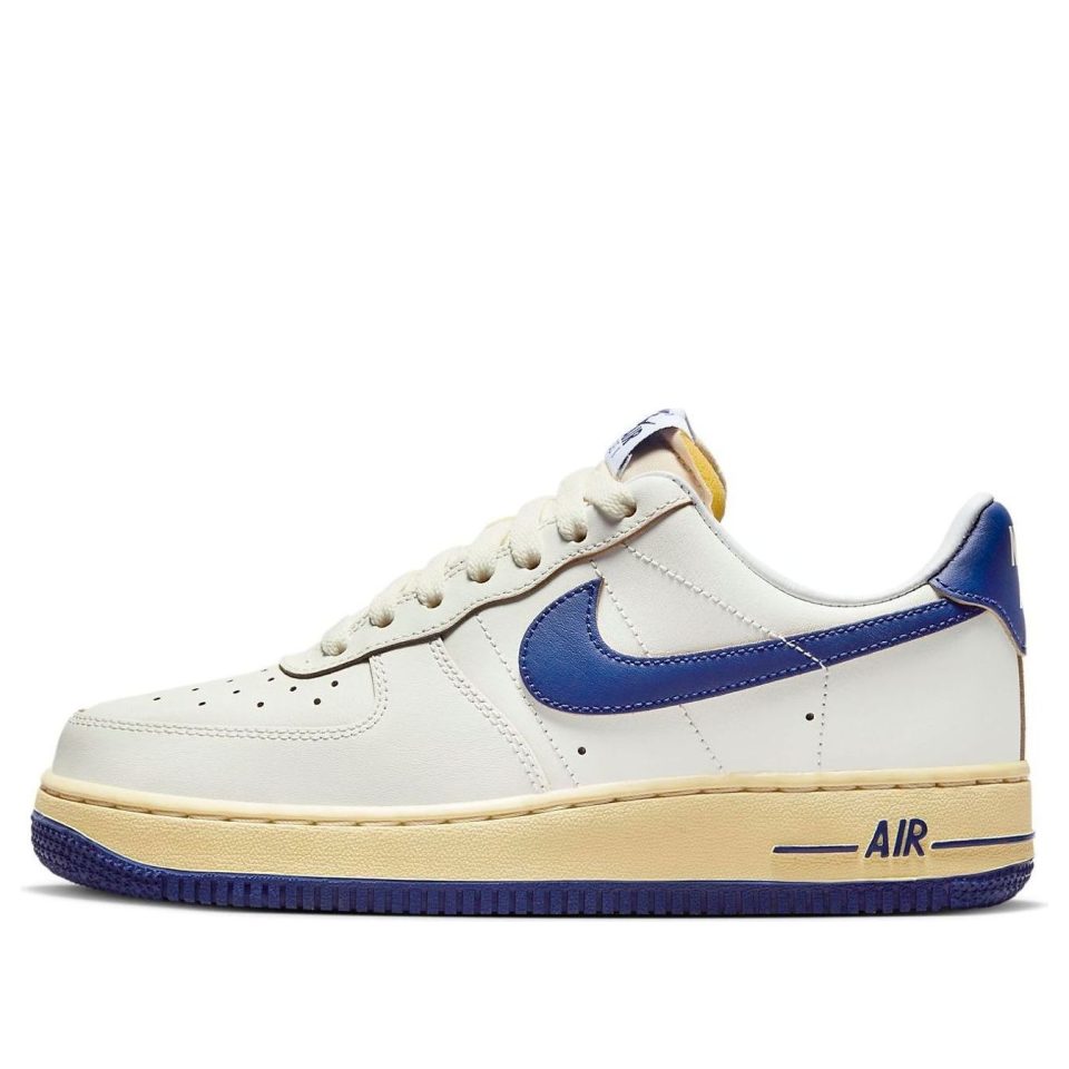 Nike Air Force 1 "07 "Sail Pale Vanilla"