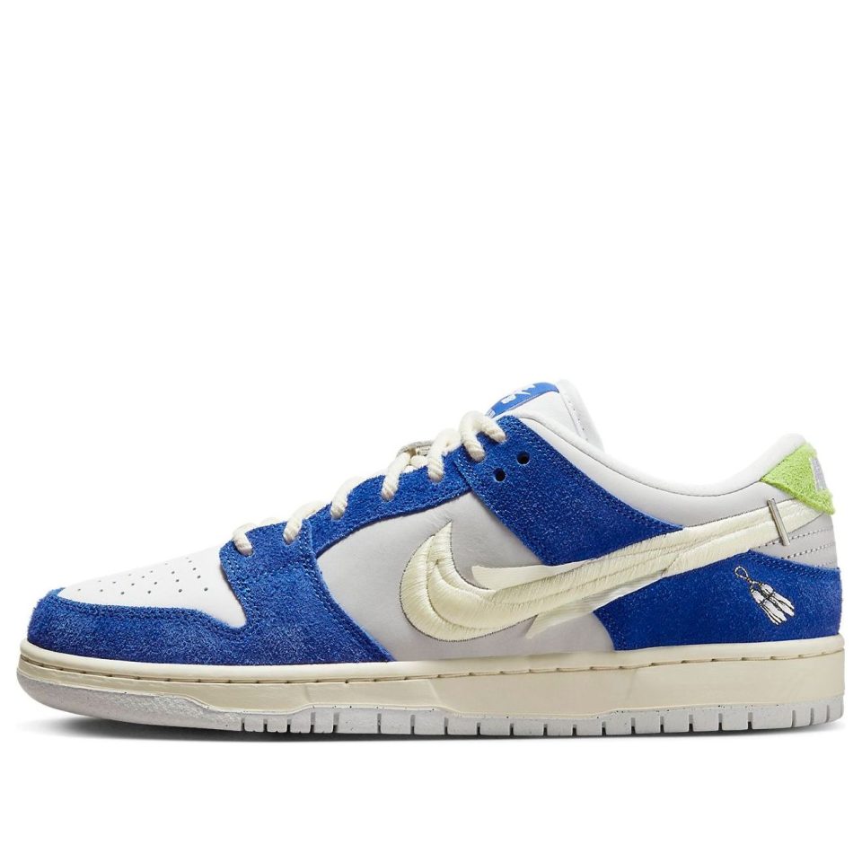 Nike SB Dunk Low Pro "Fly Streetwear Gardenia"