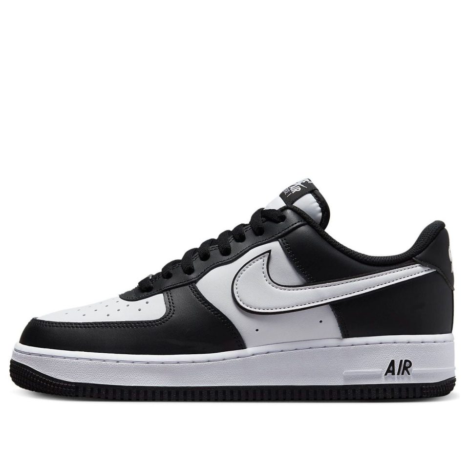 Nike Air Force 1 "07 "Panda"